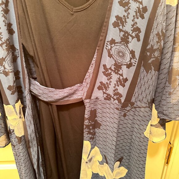 Blue Floral Kimono-Style Dress – Size 14 - Picture 6 of 12